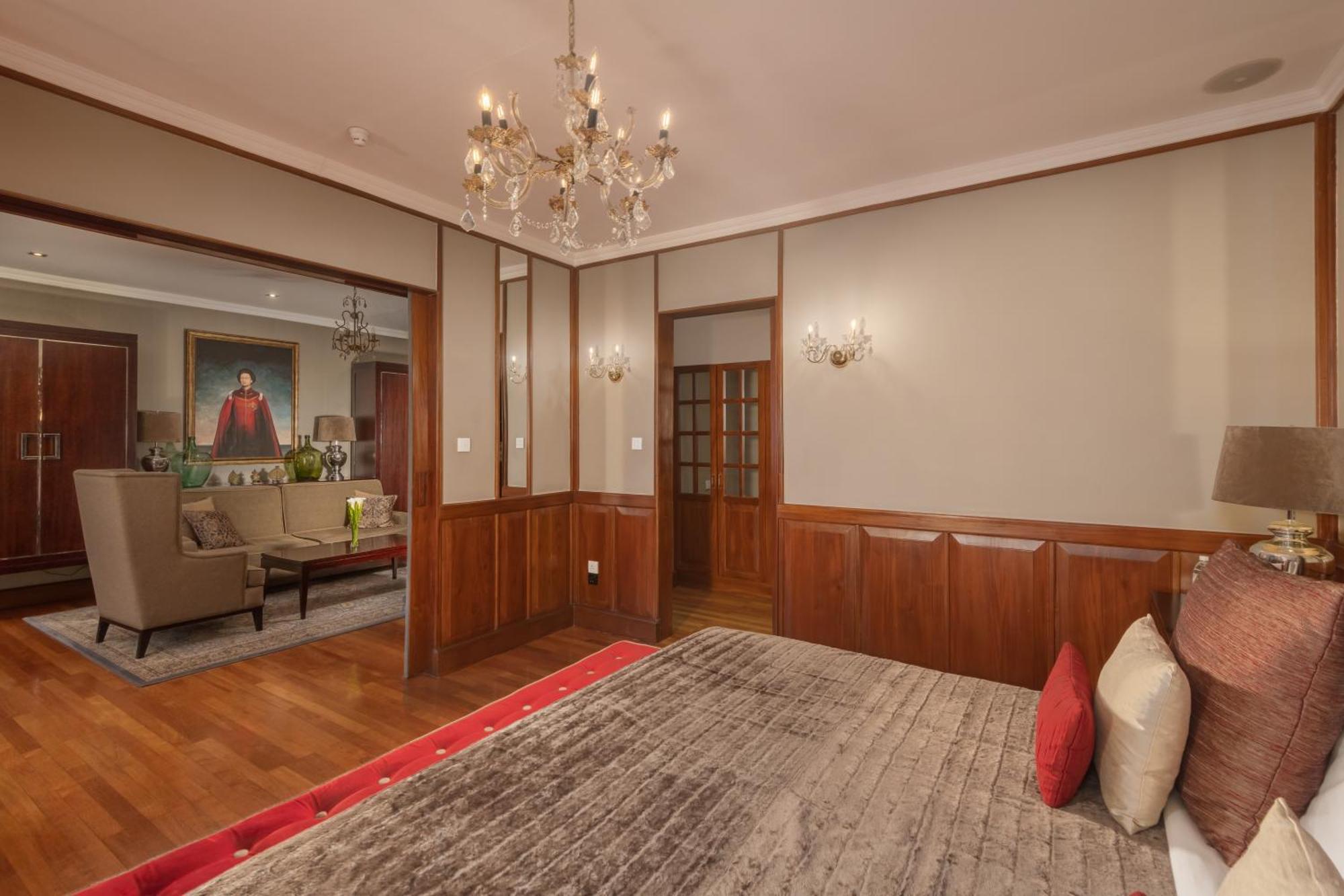 The Grand Hotel - Heritage Grand Νουβάρα Ελίγια Εξωτερικό φωτογραφία